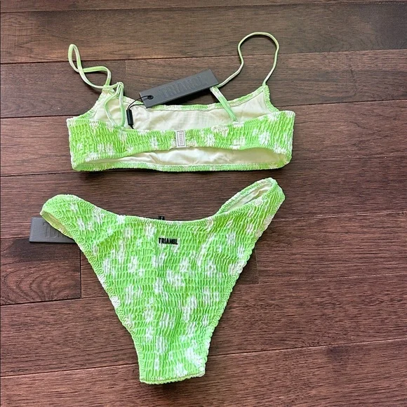 TRIANGL INESA CHEEKY SPRING SET + BAG NEW WITH TAG - Picture 3 of 4